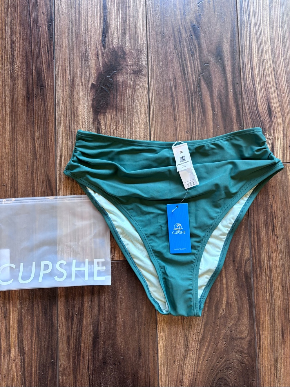 Cupshe High Waist Bikini Bottoms in Dusty Green, NWT Medium